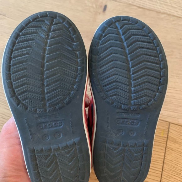 Crocs - Picture 6 of 6